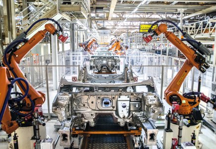 SEAT's Martorell plant's machines working