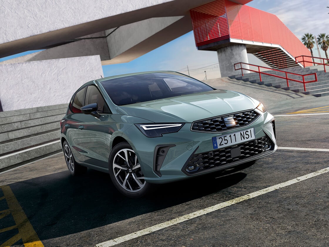 Side view of the seat trim Ibiza parked outdoors 