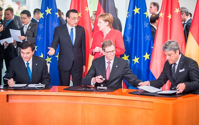 SEAT sign agreement President Luca de Meo with China, Volkswagen Group and JAC